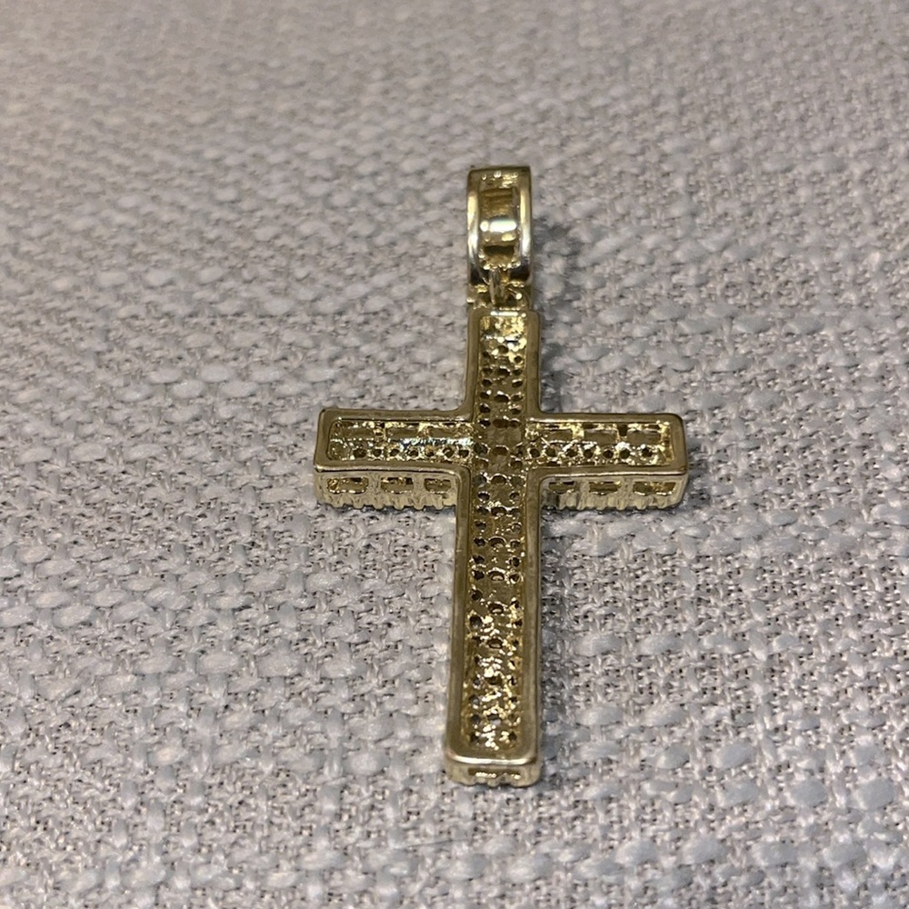 Holy Cross - image 3